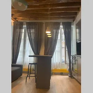 Appartement Charming Saint Germain Odeon Luxembourg, Paris